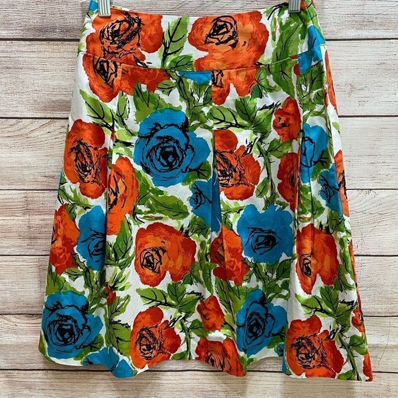 ‎TALBOTS FIT AND FLARE SKIRT IN FLORAL PRINT - Picture 4 of 4